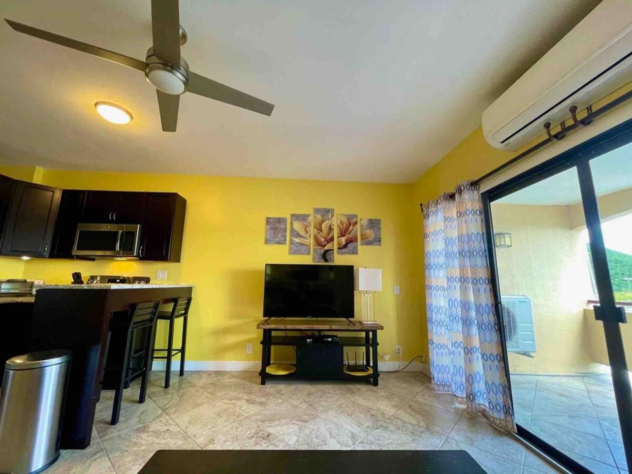 Couples Getaway 1Bed 1Bath Condo In Red Hook Nazareth Exteriér fotografie